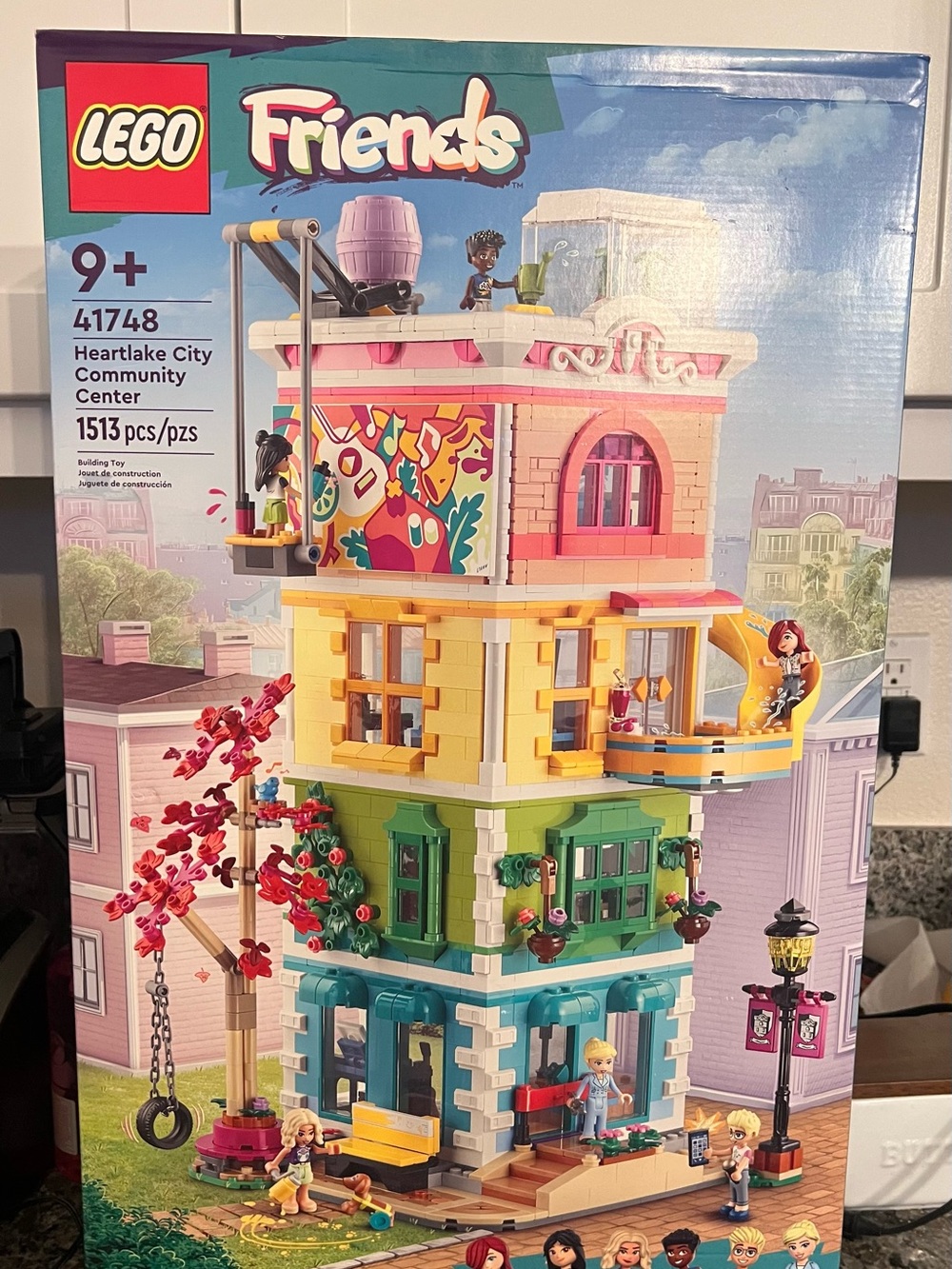 LEGO Friends Heartlake City Community Center - 1513 pieces NEW
